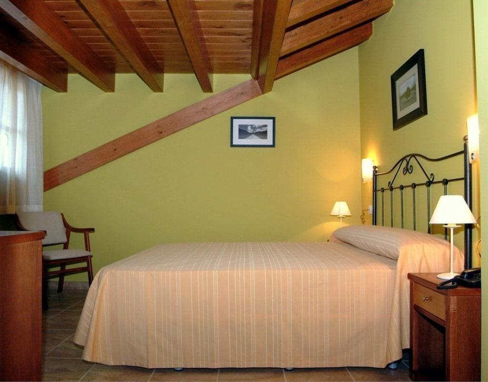 Hostal Europa San Roque del Acebal Eksteriør bilde