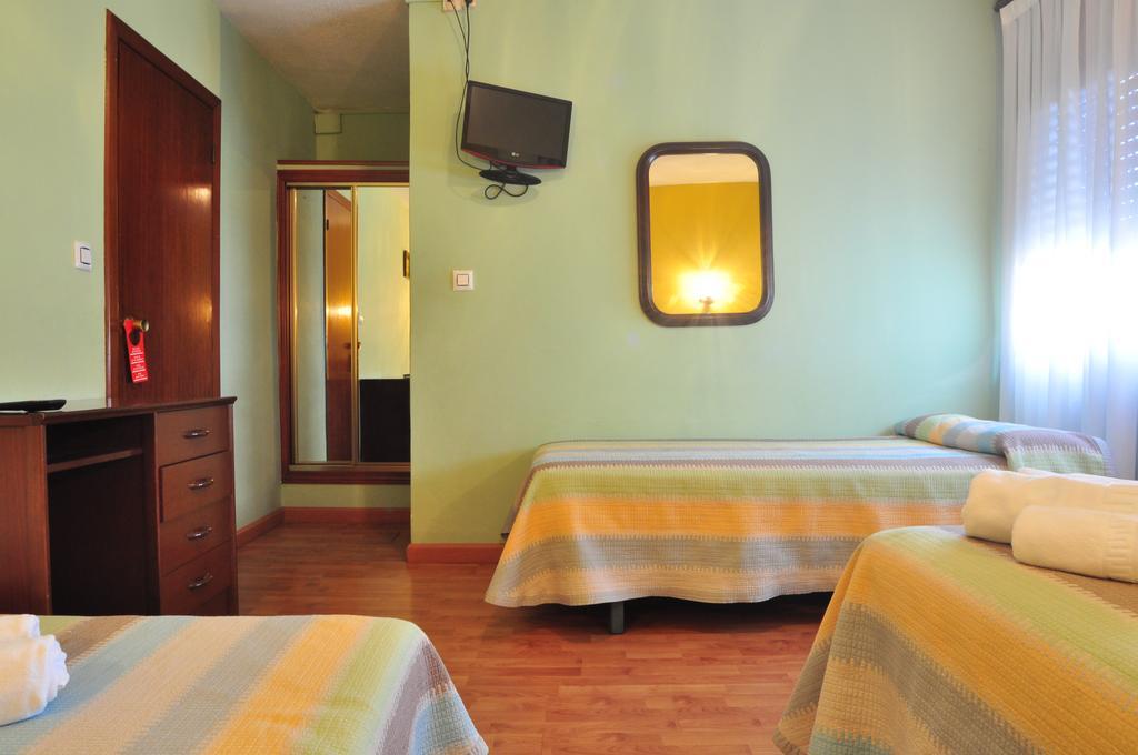 Hostal Europa San Roque del Acebal Eksteriør bilde
