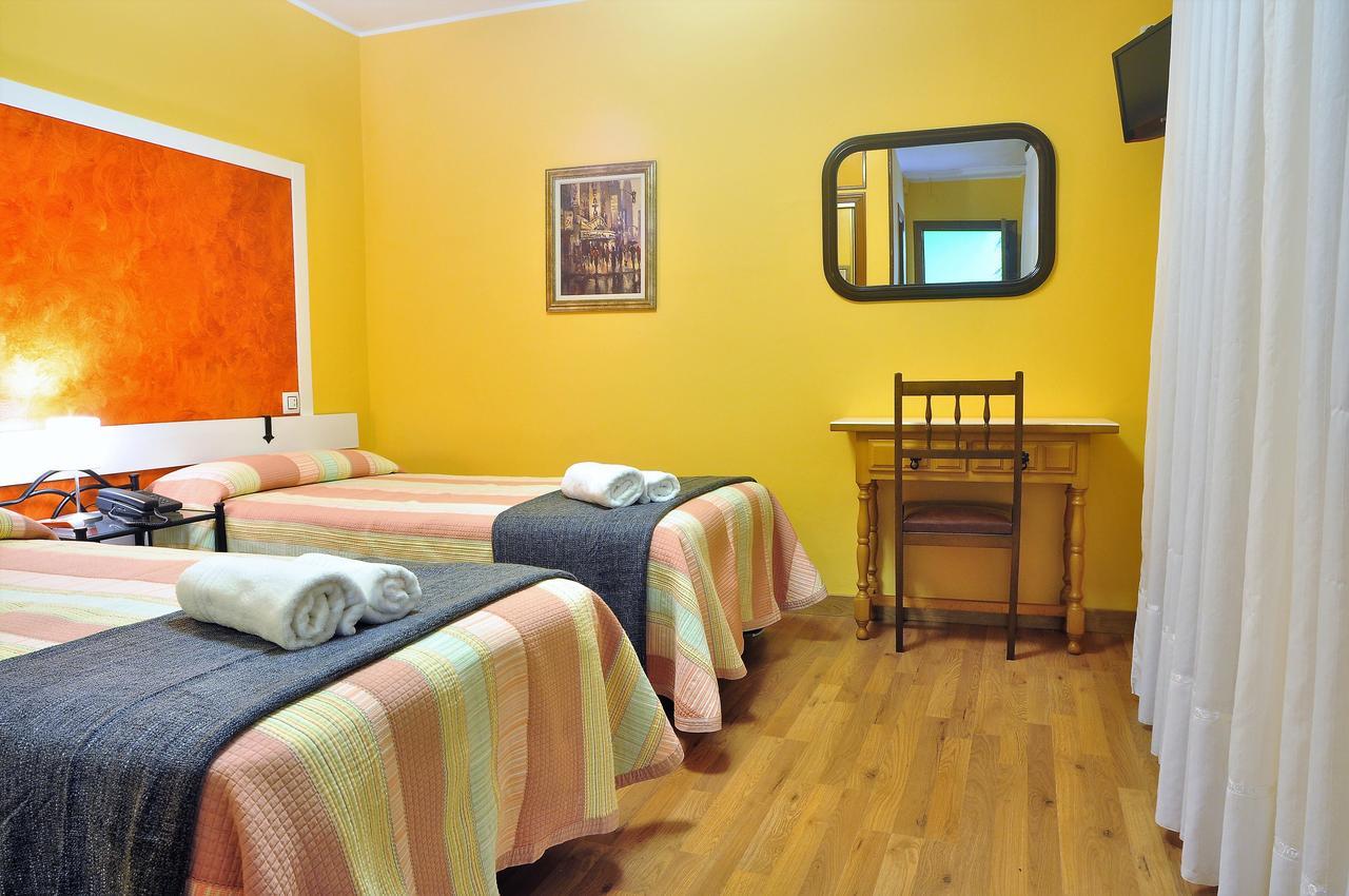 Hostal Europa San Roque del Acebal Eksteriør bilde