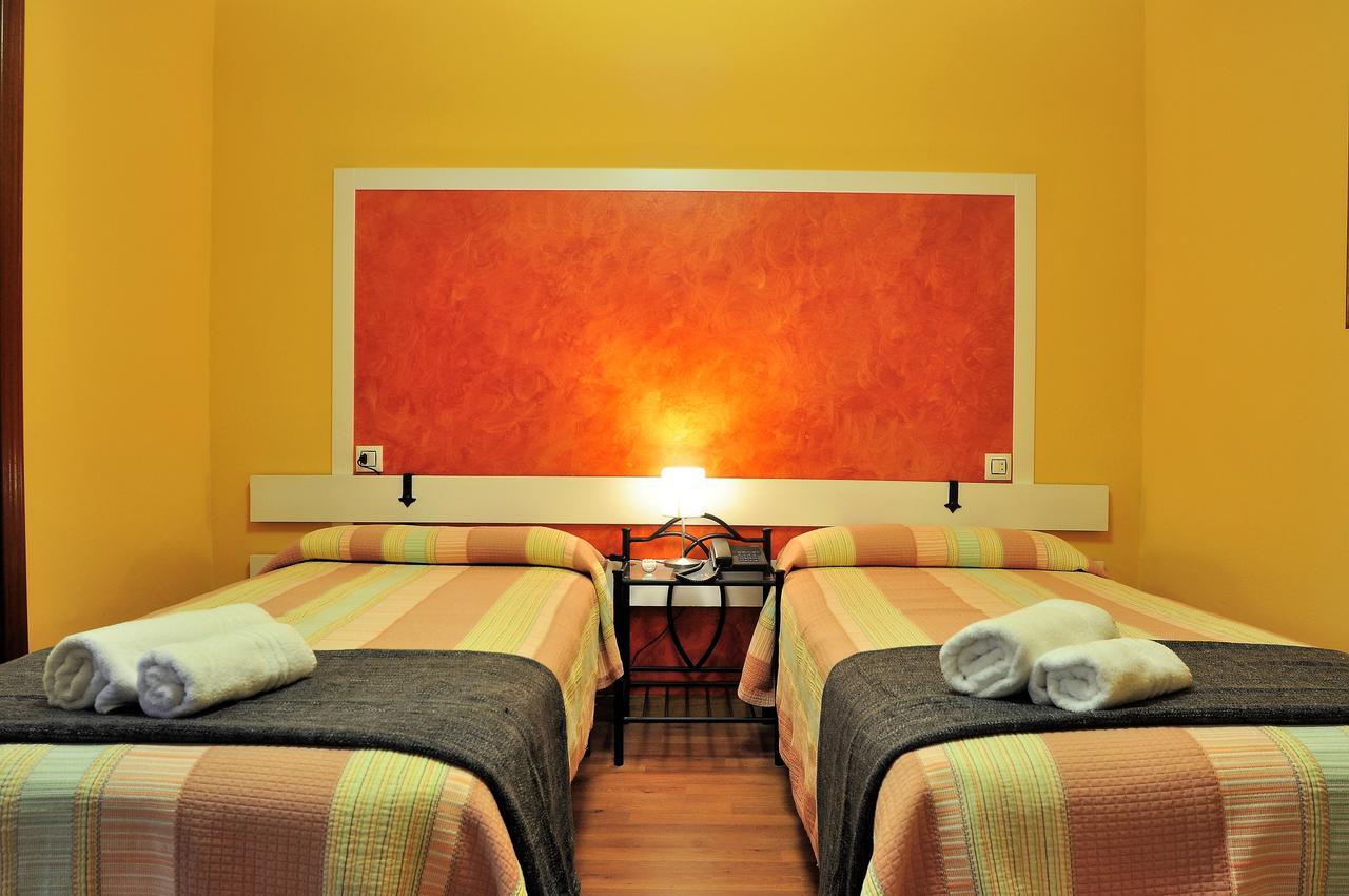 Hostal Europa San Roque del Acebal Eksteriør bilde