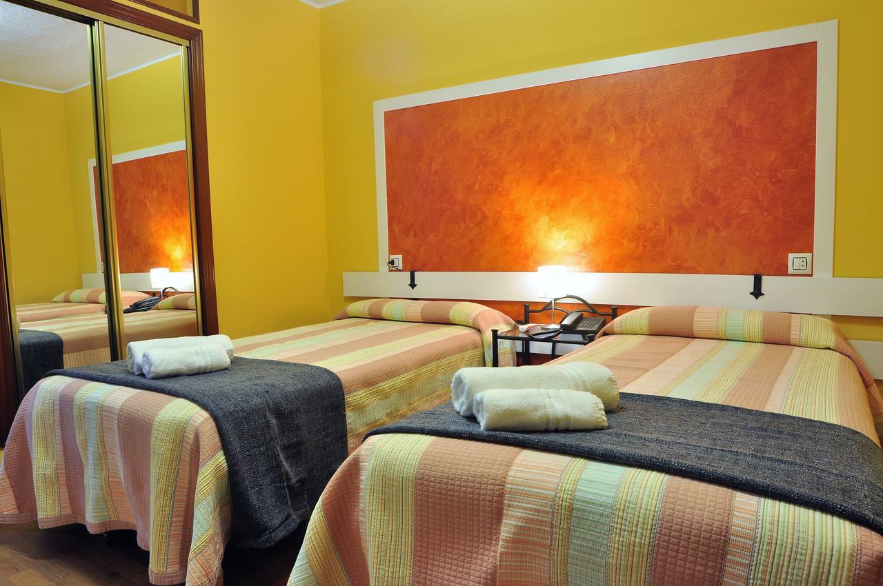 Hostal Europa San Roque del Acebal Eksteriør bilde
